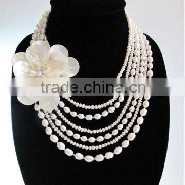 Charming pure white flower blossoms Shell, Pearl Choker Necklace Gemstones Handcrafted JN26