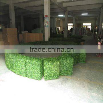 China Wholesale Many Size Artificial Plastic Boxwood Hedge Ornaments for Decorative photo-3