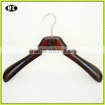 LP-13 t shirt solid wood hanger black wood hangers