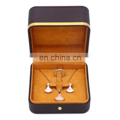 Custom Logo Luxury  Hight Quality Coffee Color pendant Box Jewelry Box