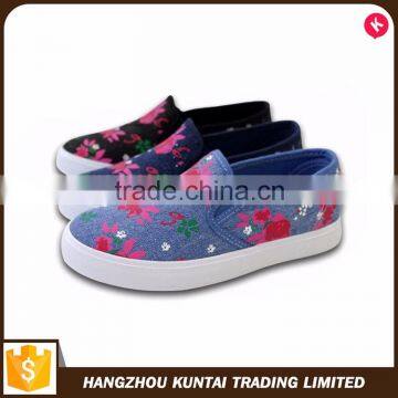 Promotional top quality custom printed canvas shoes