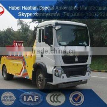 SINOTRUK road rescue truck with crane hot sale low price towing truck for sale