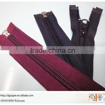 Hot Sale New Large Nylon Zipper with metal insert pin and box