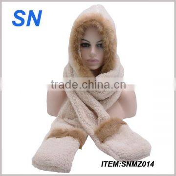 2014 latest Fashion winter hood scarf trimmed with fur