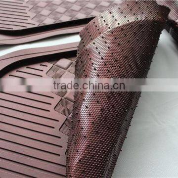 Tailorable Car Mat Can be Cut to the Right Size With High Edge photo-4