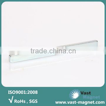 Sintered machinable permanent magnet bar