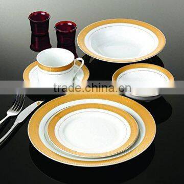 Super White Ceramic Fine Porcelain Dinner Set with Golden Line Design