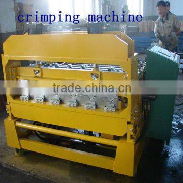 Roof curving crimping machine