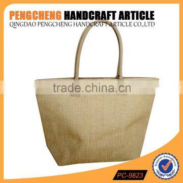 women jute handbag with paper straw shopping bags