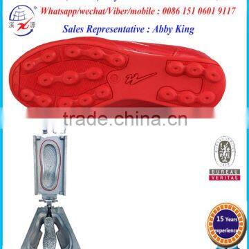 2015 pvc sole for spike football shoe moulds, Unque men's soccer shoes with durable sole mould,
