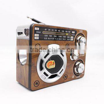 Multi-Function Hand Crank am fm Portable Radio With Solar Powered Dynamo Rechargeable Radio With Flashlight photo-2