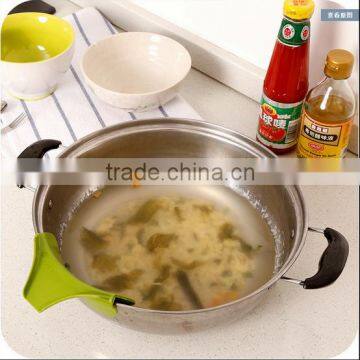 Creative Silicone Soup Funnel Water Deflector Cooking Tool Kitchen Gadget / Silicone Soup Funnel Kitchen Tool photo-3