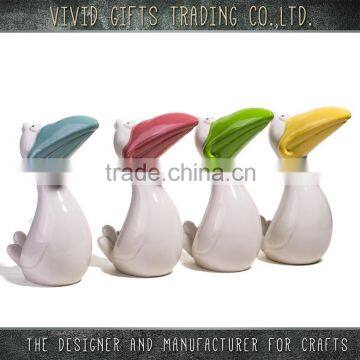 Porcelain bird with long mouth for garden decoration mushroom