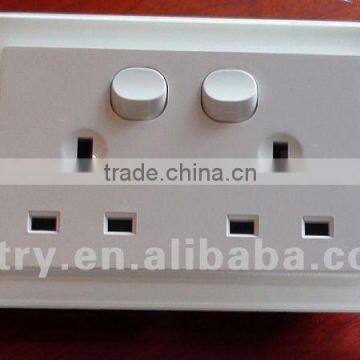 UK Standard Wall Switch and Socket Outlet