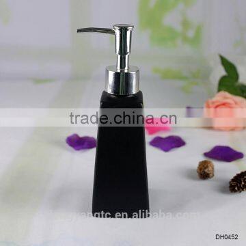 China factory custom design beauty product porcelain perfume bottle