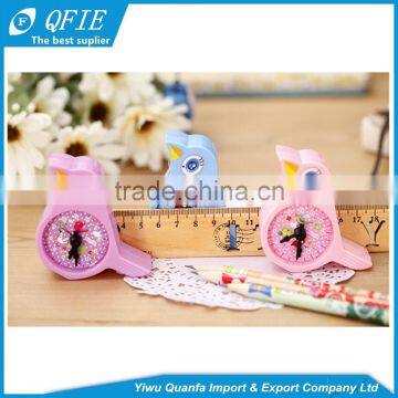 Promotional kid's gift lovely bird shape clock model plastic mechanical pencil sharpener with two-hole