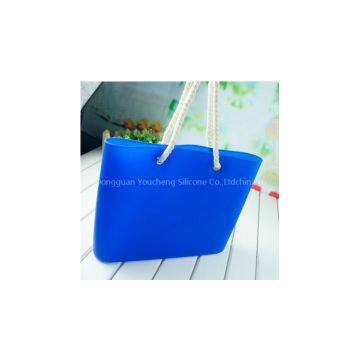 Fashion Novelty Candy Jelly Contrast Color Medium Size Waterproof Lady Silicone Handy Beach Bag photo-3