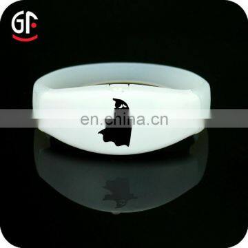 Profitable Small Business Ideas Over 1000 Meters Fashion RFID Radio Controlled Glow In Dark Wristband photo-4