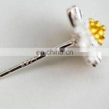 Tiny Charming Daisy Flower Earrings 925 Silver Stud