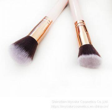 New High Quality Customized Portable Makeup Brush Powder Brush Foundation Brush OEM Blush Brush photo-2