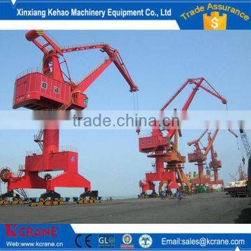Wharf moible type shiyard double beam portal cranes