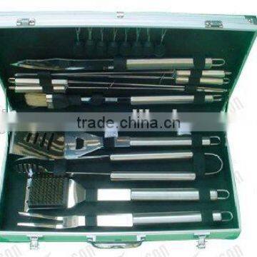 18 PCS stainless steel BBQ tool set with aluminium case