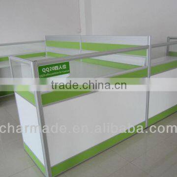 stable design easy assembling CM45 Series aluminum frame 4 seats glass workstation