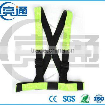 China custom green running reflective strap safety vest