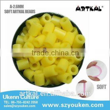 wholesale decorative colorful plastic beads decorative beads for clothes