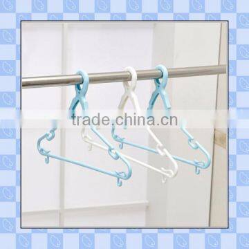 Customized Hot Sell Heavy Duty Plastic Hanger for Adult Size Suit Cloth/hot Sell Plastic Hanger photo-2