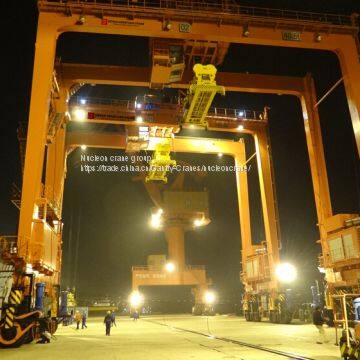 Загрузочно-разгрузочный причальный контейнерный портальный кран емкостью 60 тонн photo-4