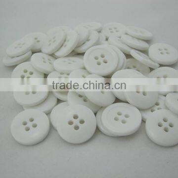 Hot Sale Fashion Round 4 Hole Plastic Button for Garments photo-3