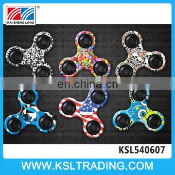 High quality novel design plastic hand spinner toy for good sale