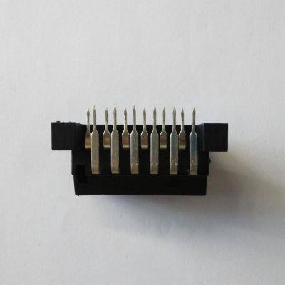 RC30703 Automotive Signal Connector, Thread-Lock Mechanism for Engine Bay Sensors