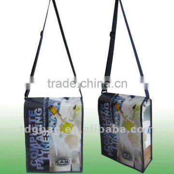 2014 eco friendly laminated PP woven packaging cosmetics shoulder bag