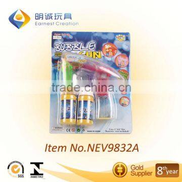 BUBBLE GUN W/LIGHT
