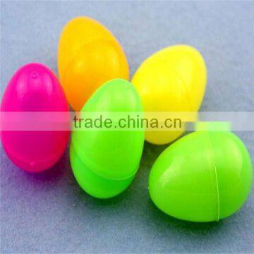 Egg Shape Empty Capsule Made by PP Material in Red & Green Color