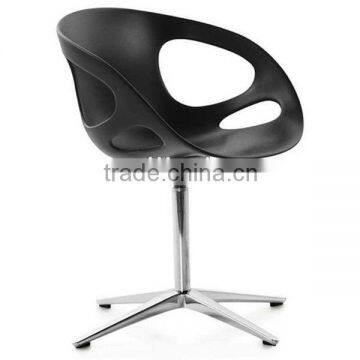 Hiromichi Konno Rin Chair/plastic dining chair