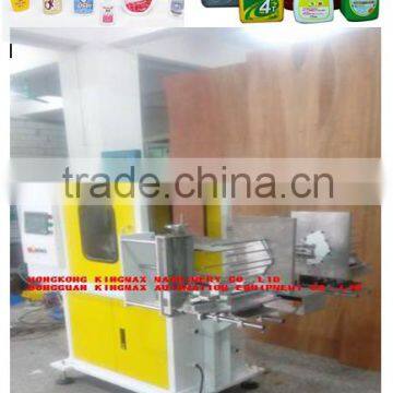 bottle mold labeling machine