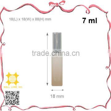 Grass Green 10ml Frosted Glass With Fancy Golden Cap Perfume Pump Spray photo-5