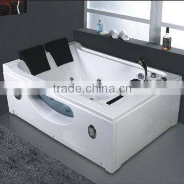 two people bathtub