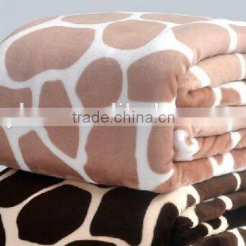 Most Popular Colorful Giraffe Print Flannel Blanket photo-3