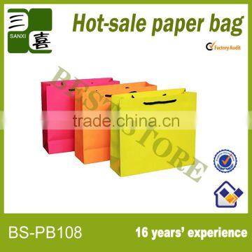 2013 new arrival light and simple art paper bags for clothes