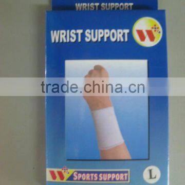 WRIST SUPPORT