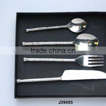 Hammered steel Cutlery set round handle in mirror polish