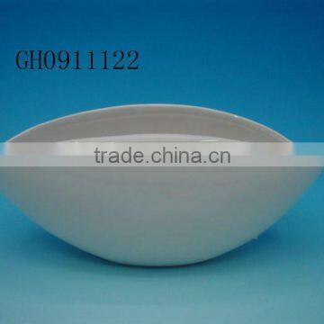 New design oval white DeHua ceramic flower pot