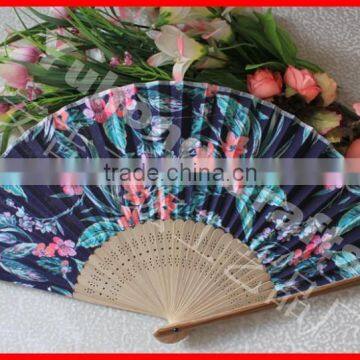 New arriving bamboo foldable fabric fan for gift