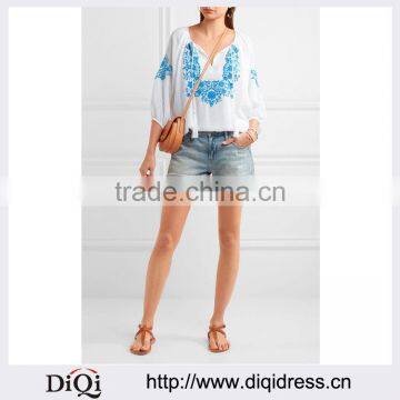 Wholesale Women Apparel Denim Cut-offs Embroidered Voile Blouse(DQE0393T)