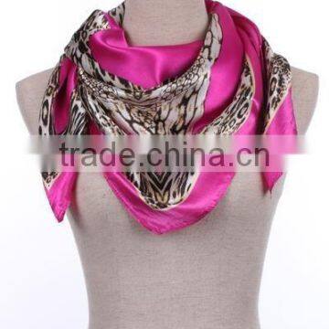 Newest Fashion Style Digital Printing Silk Scarf photo-3