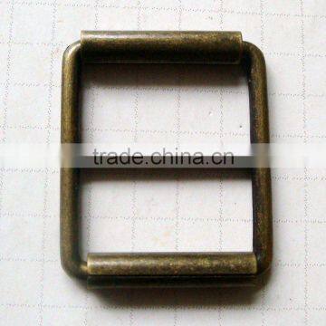 metal belt buckle